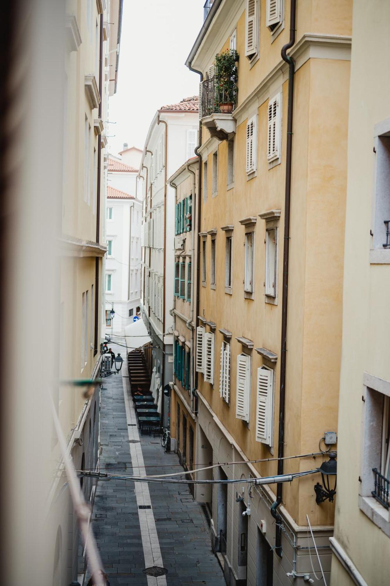 Monolocale Marino In Centro Storico Daire Trieste Dış mekan fotoğraf